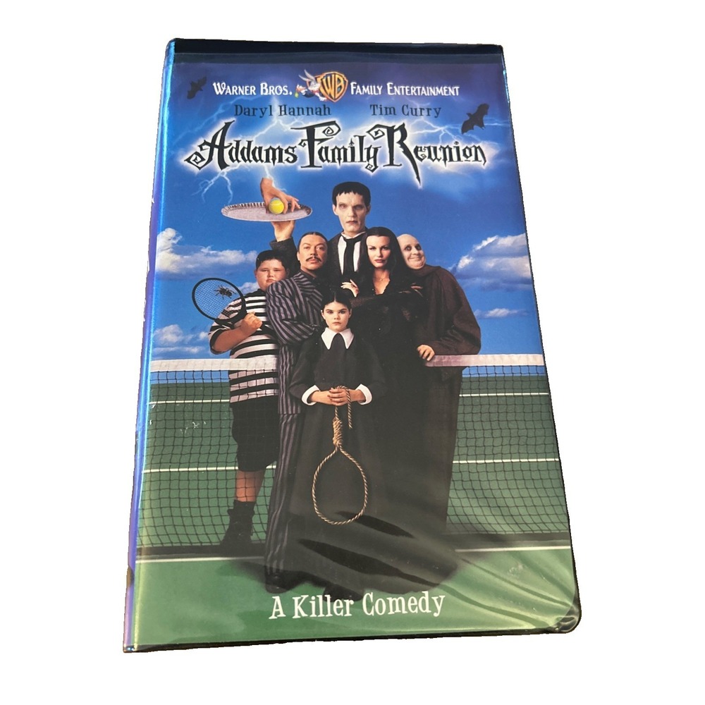 Vintage Warner Bros Addams Family Reunion VHS Tape Clamshell 1998 Daryl Hannah
